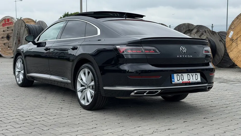 VOLKSWAGEN Arteon -