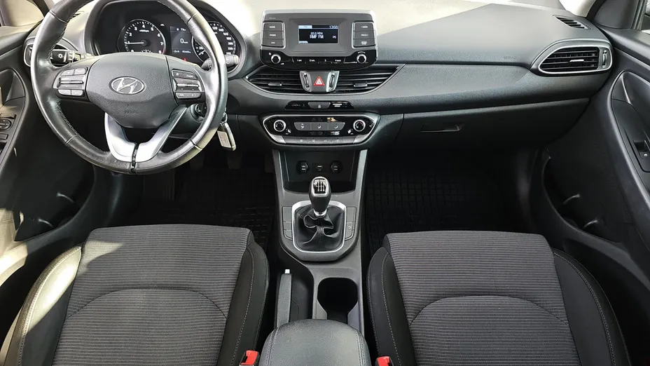 HYUNDAI i30 i30 1.5 DPI Classic +