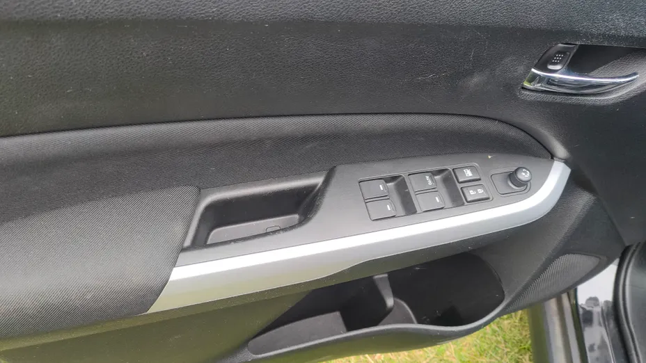 SUZUKI Vitara -