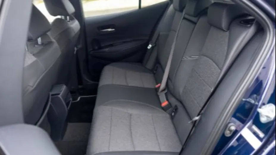 TOYOTA Corolla Corolla 1.8 Hybrid GR Sport Nowy