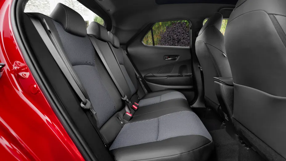 TOYOTA C-HR C-HR 1.8 Hybrid Executive Nowy