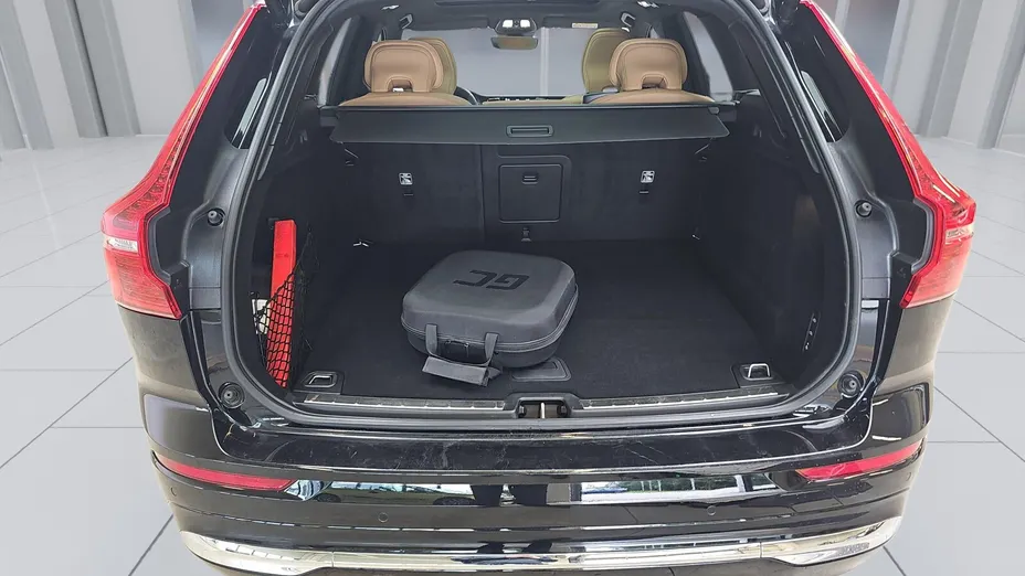 VOLVO XC60 XC60 T8 Plug-In Hybrid AWD Ultimate Bright aut