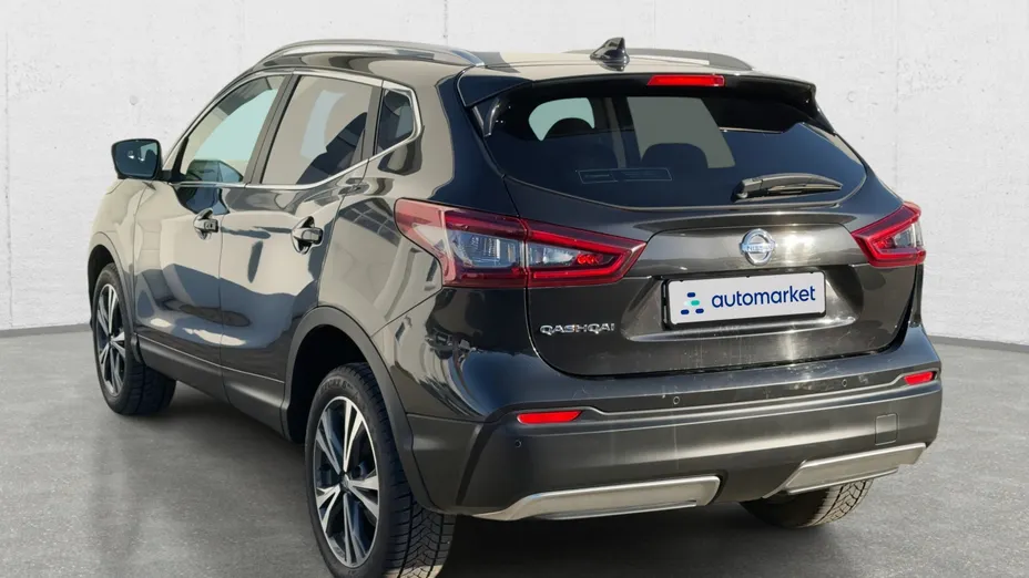 NISSAN Qashqai Qashqai 1.3 DIG-T N-Connecta