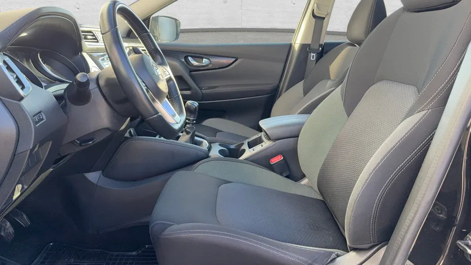 NISSAN Qashqai Qashqai 1.3 DIG-T N-Connecta
