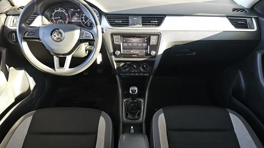 SKODA Rapid Rapid 1.0 TSI Ambition