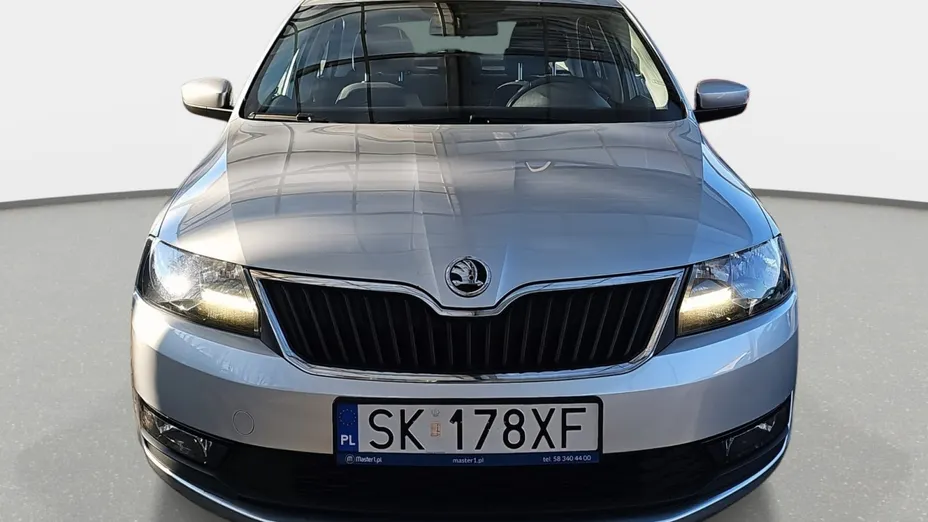 SKODA Rapid Rapid 1.0 TSI Ambition