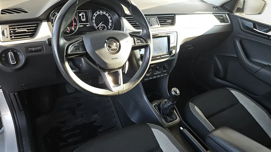 SKODA Rapid Rapid 1.0 TSI Ambition