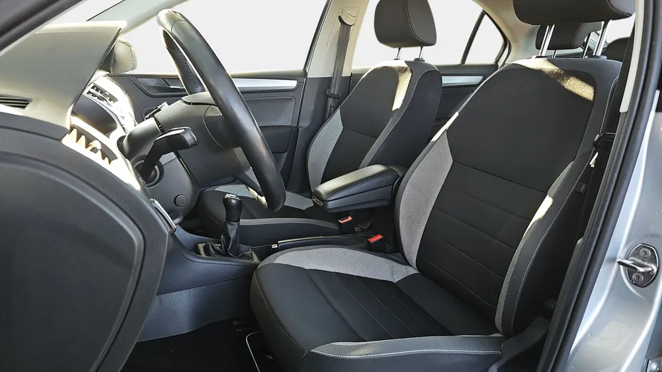 SKODA Rapid Rapid 1.0 TSI Ambition