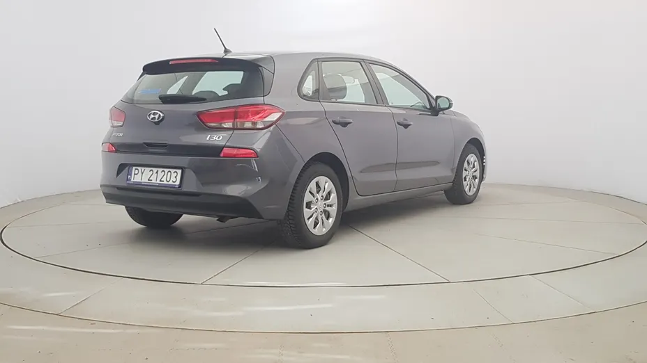 HYUNDAI i30 i30 1.4 Classic +