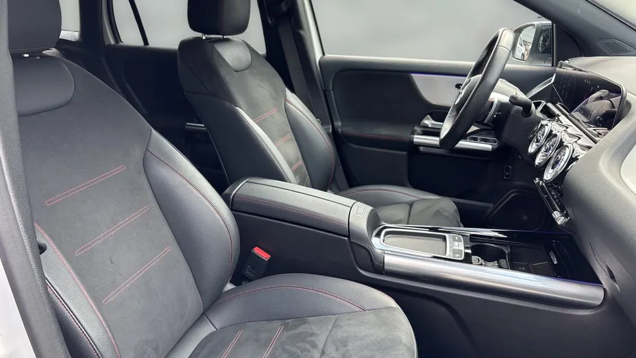 MERCEDES-BENZ GLA GLA 200 mHEV AMG Line 7G-DCT