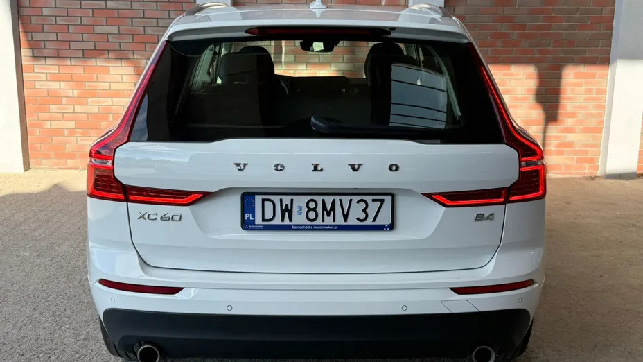 VOLVO XC60 XC60 B4 B Momentum Pro aut