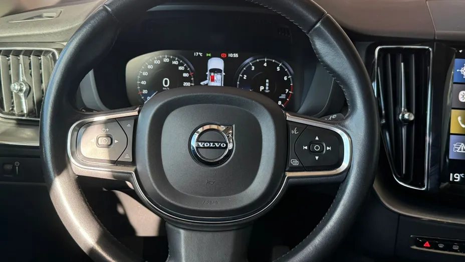 VOLVO XC60 XC60 B4 B Momentum Pro aut