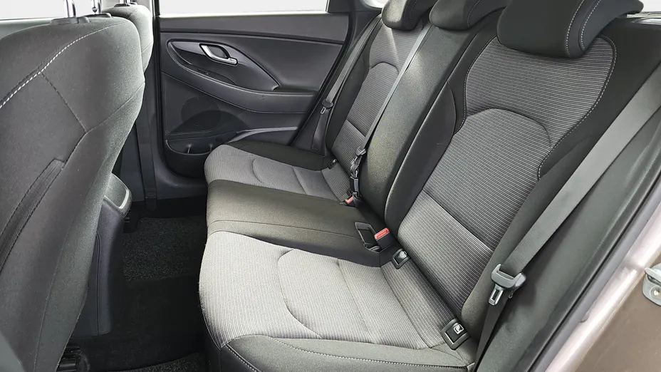 HYUNDAI i30 i30 1.5 DPI Classic +