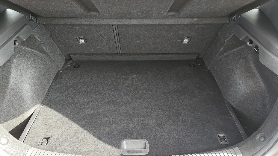 HYUNDAI i30 i30 1.5 DPI Classic +