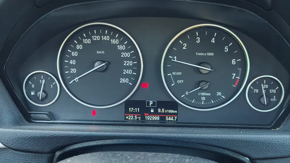 BMW Seria 3 320i GPF Advantage aut