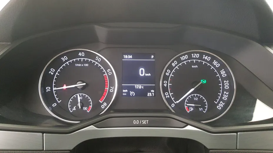 SKODA Superb Superb 1.5 TSI ACT Ambition DSG