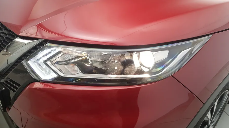 NISSAN Qashqai Qashqai 1.3 DIG-T N-Connecta DCT