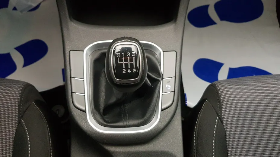 HYUNDAI i30 i30 1.5 DPI Classic +