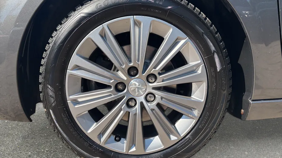 PEUGEOT 308 308 1.2 PureTech Allure S&S