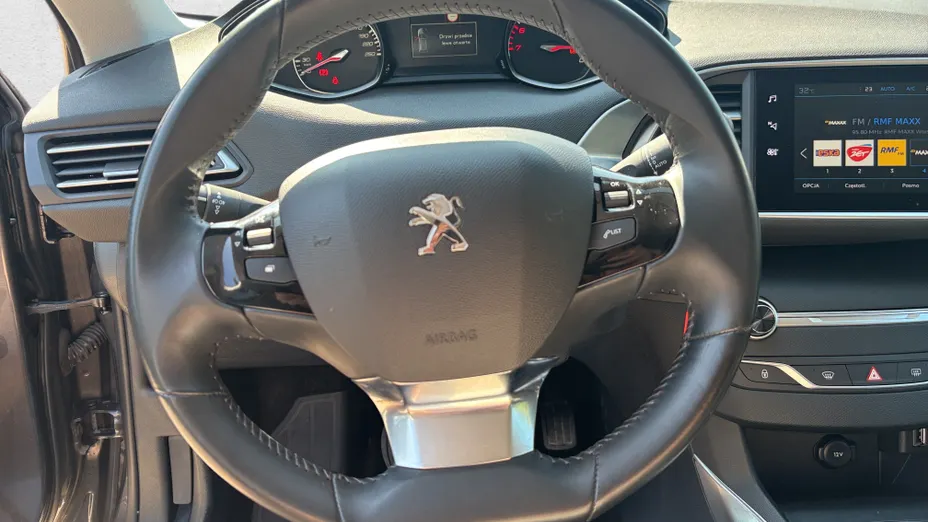 PEUGEOT 308 308 1.2 PureTech Allure S&S