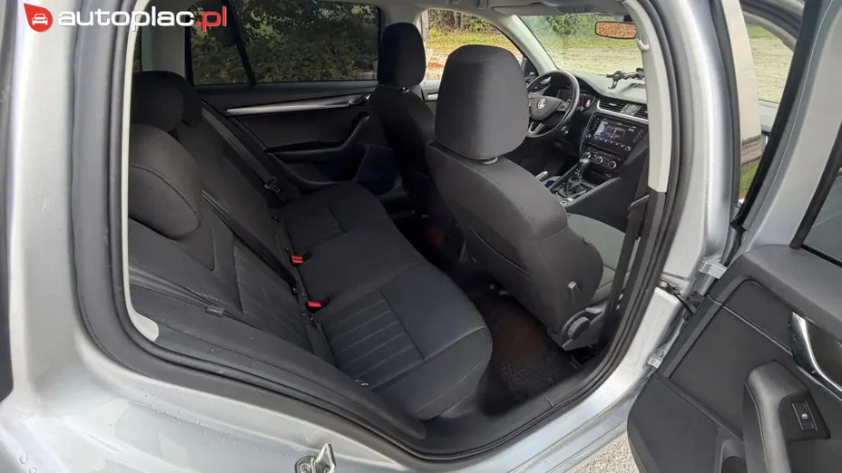 SKODA Octavia -