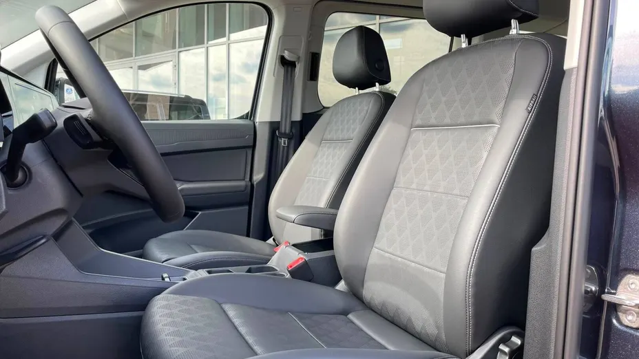 FORD Tourneo Connect Grand Tourneo Connect 1.5 PHEV Titanium aut Nowy