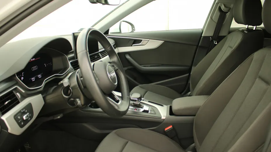 AUDI A4 A4 35 TFSI mHEV S Line S tronic