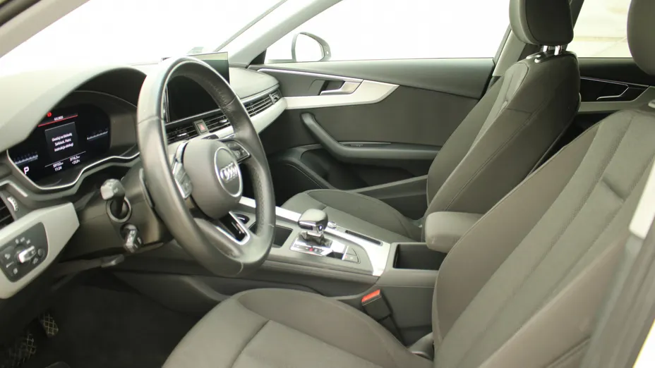 AUDI A4 A4 35 TFSI mHEV S Line S tronic