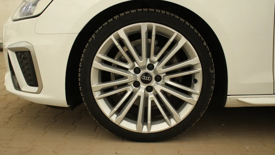 AUDI A4 A4 35 TFSI mHEV S Line S tronic