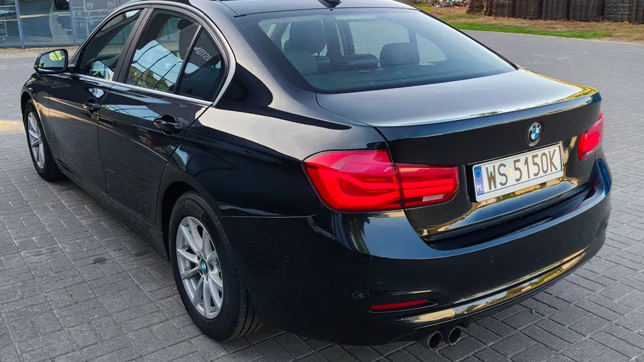 BMW Seria 3 320i GPF Advantage aut