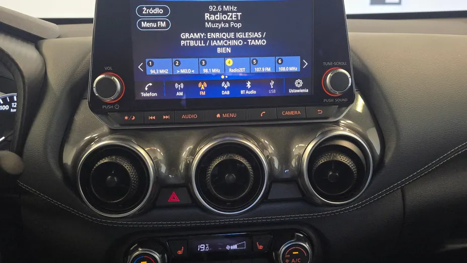 NISSAN Juke Juke 1.0 DIG-T N-Connecta