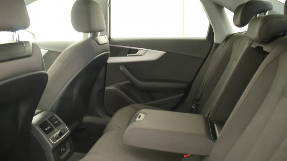 AUDI A4 A4 35 TFSI mHEV S Line S tronic