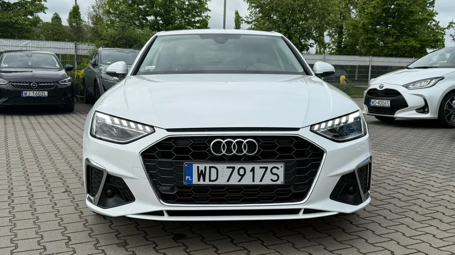 AUDI A4 A4 35 TFSI mHEV S Line S tronic