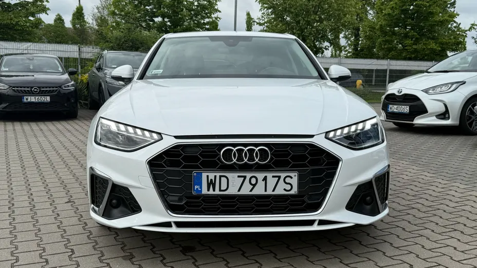 AUDI A4 A4 35 TFSI mHEV S Line S tronic