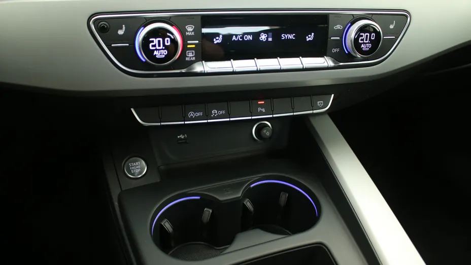 AUDI A4 A4 35 TFSI mHEV S Line S tronic