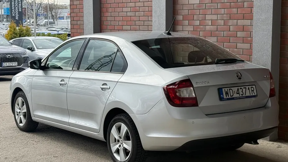 SKODA Rapid Rapid 1.0 TSI Ambition