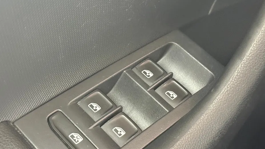 SKODA Rapid Rapid 1.0 TSI Ambition