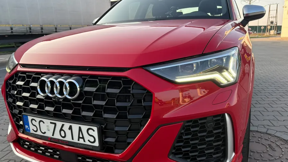 AUDI RS Q3 -