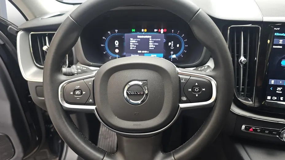 VOLVO XC60 XC60 B4 B Essential aut