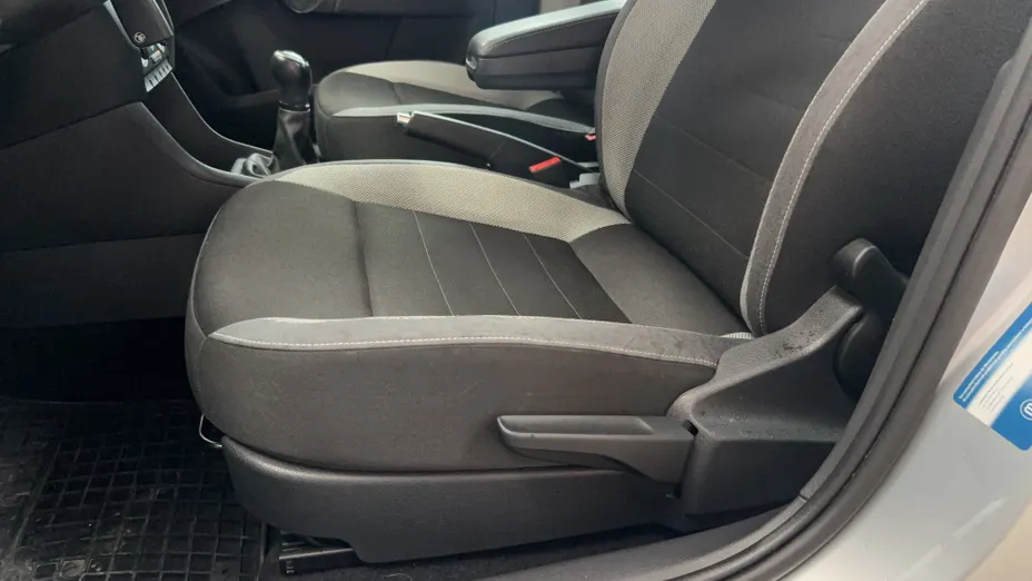 SKODA Rapid Rapid 1.0 TSI Ambition