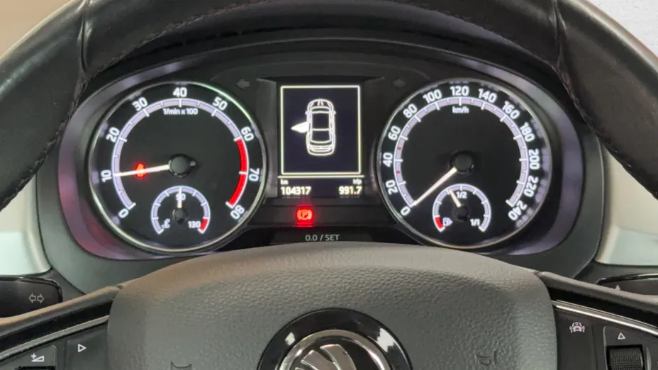 SKODA Rapid Rapid 1.0 TSI Ambition