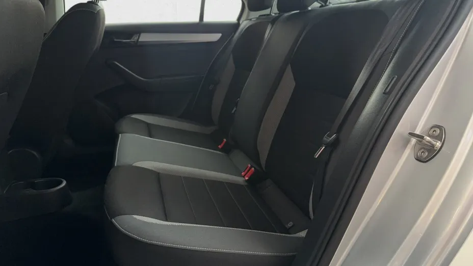 SKODA Rapid Rapid 1.0 TSI Ambition