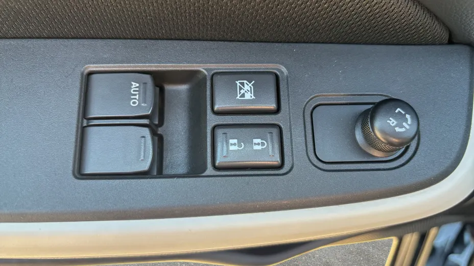 SUZUKI Swift Swift 1.2 Dualjet SHVS Premium Plus