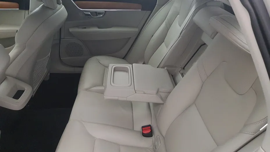 VOLVO V90 V90 B5 D AWD Momentum Pro aut