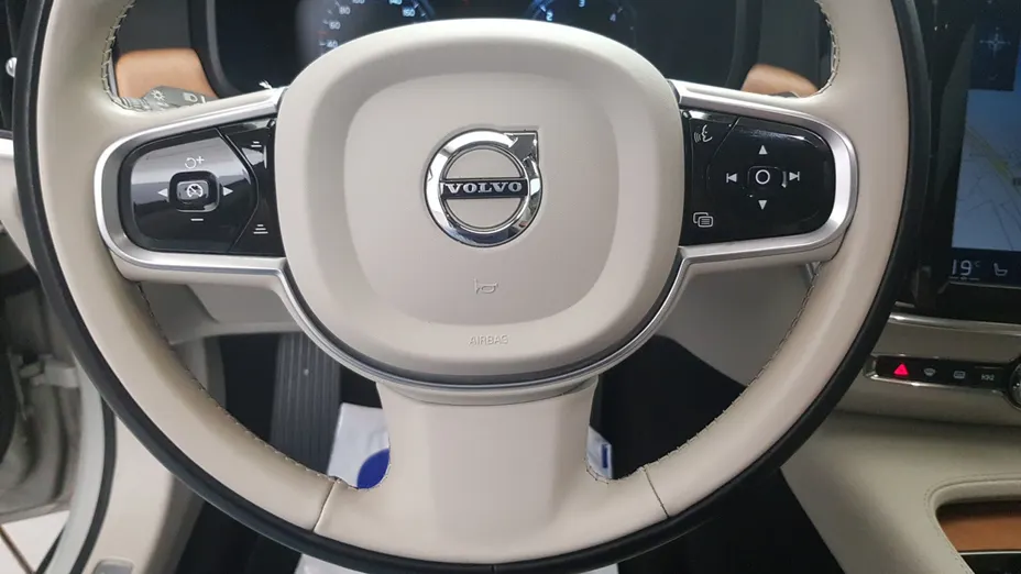VOLVO V90 V90 B5 D AWD Momentum Pro aut