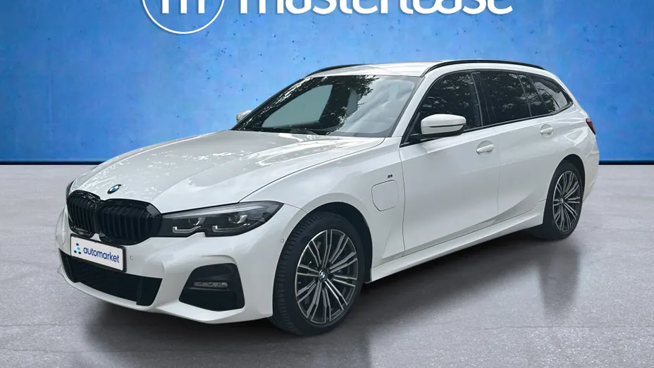 BMW Seria 3 330e xDrive M Sport sport-aut