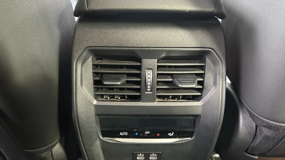 BMW Seria 3 330e xDrive M Sport sport-aut