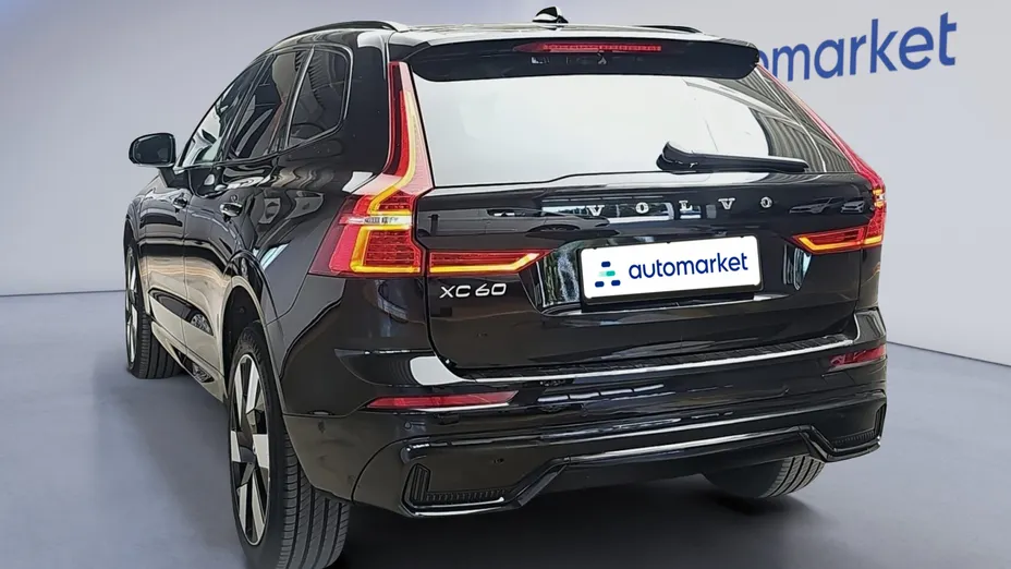 VOLVO XC60 XC60 T8 Plug-In Hybrid AWD Ultimate Dark aut