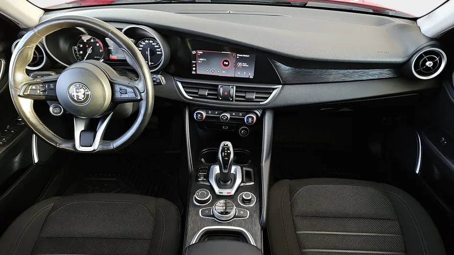ALFA ROMEO Giulia Giulia 2.0 Turbo Business aut
