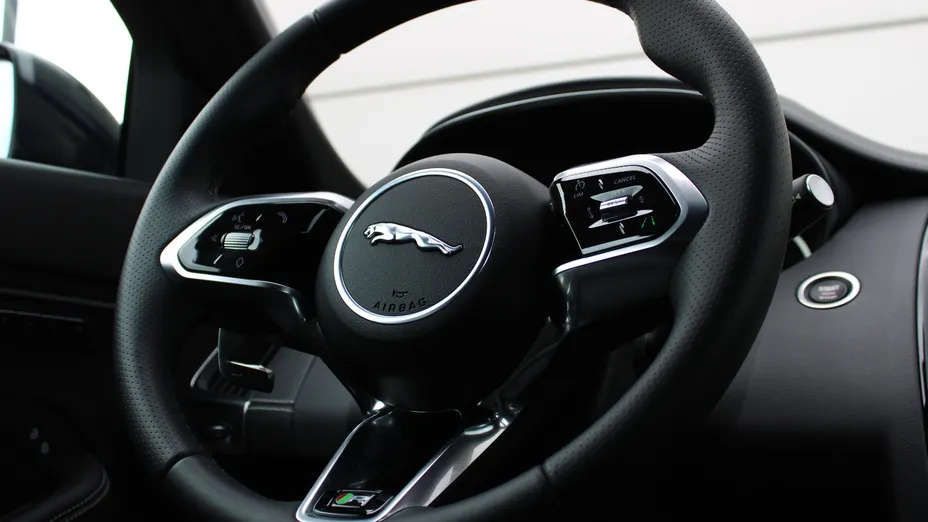 JAGUAR E-Pace E-Pace 2.0 D200 mHEV AWD R-Dynamic HSE